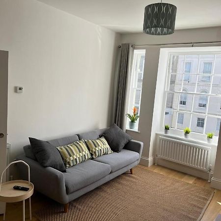 Lovely 1 Bed Flat *Free Parking* Hoe/Barbican プリマス エクステリア 写真